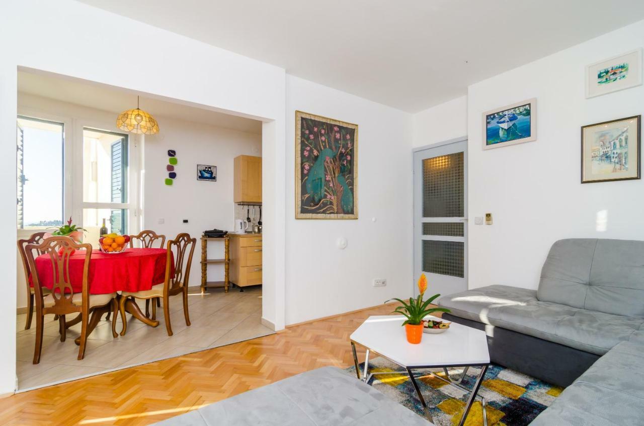 Sun City Apartment Дубровник Экстерьер фото
